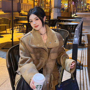 羊羔毛2023新款 麂皮超厚羊羔绒机车服夹克反季 皮毛一体外套女冬季