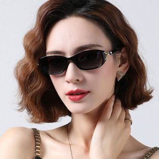 2023新款 偏光太阳镜女士狐狸头镶钻小框墨镜时尚 优雅防紫外线眼镜